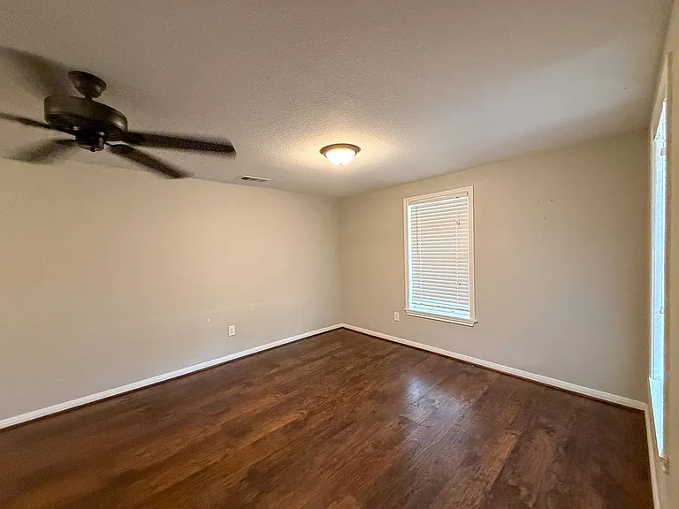 3604 Torrence St — Photo 9