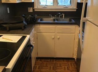 74 Perry St APT 3, Bristol, RI 02809