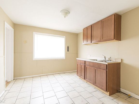 4th image of 32037 Cheboygan Ct