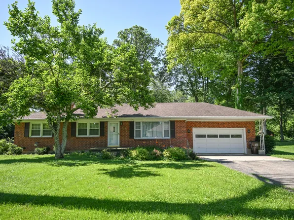 645 Dorchester Dr, Springfield, OH 45506