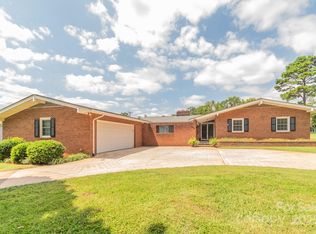 1405 Northcrest Dr, Albemarle, NC 28001