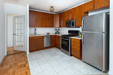 20 West 64th Street #29T in Lincoln Square, Manhattan