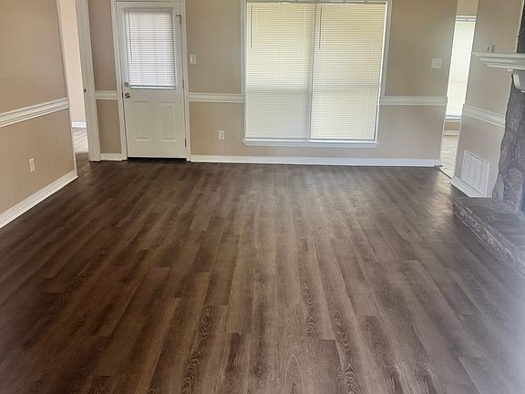 5th image of 2170 Baywood Dr