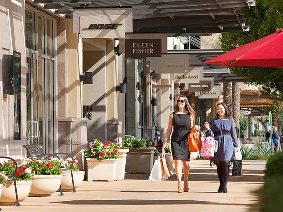 Quick drive to Kierland!