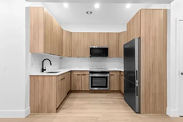 208 Irving Avenue, #2