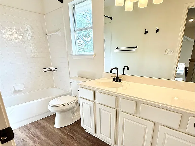 15844 Opal Fire Dr — Photo 20