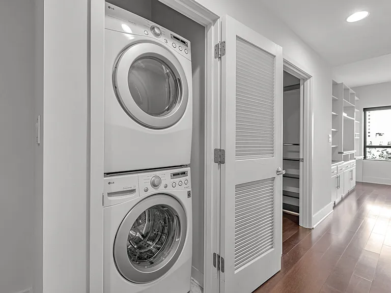 88 E San Fernando St #508 — Photo 17