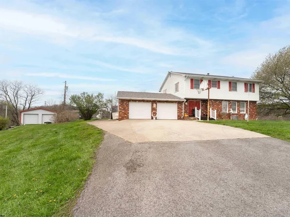 162 Finch Rd, Morgantown, WV 26508