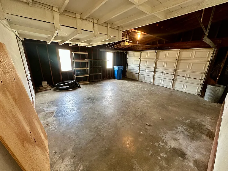 Attached 2 Car Garage