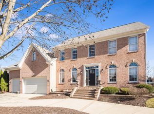 2716 Silver Spur Ct, Naperville, IL 60565