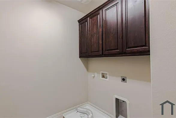 8722 Homestead Blvd — Photo 11
