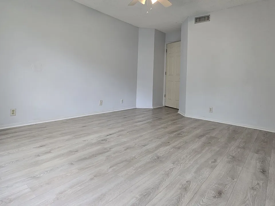 Master bedroom with ceiling fan