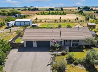 8304 Shadi Ln, Winters, CA 95694