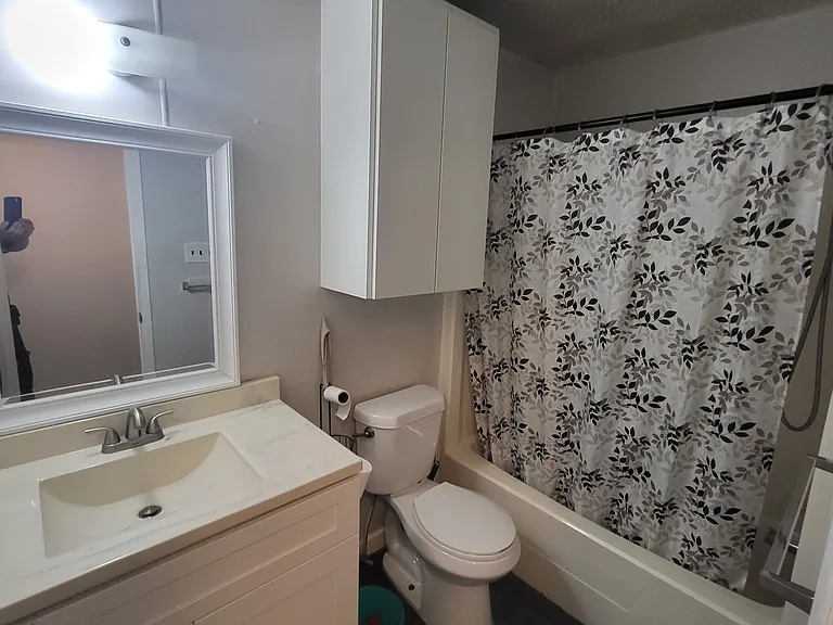 403 Wyeth St #A — Photo 4