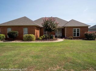 103 Chamberlain Dr, Warner Robins, GA 31088