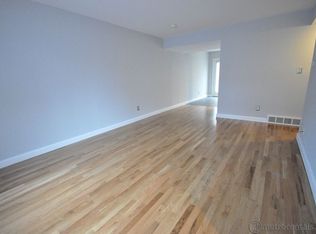 4833 Moreland Dr W, Columbus, OH 43220