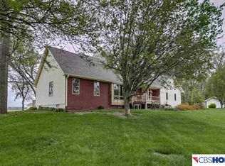 12806 N Shore Dr, Springfield, NE 68059