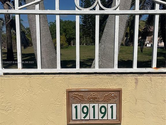 5th image of 19191 SW 232nd St