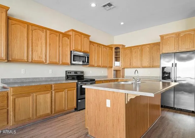 3010 W Languid Ln — Photo 13
