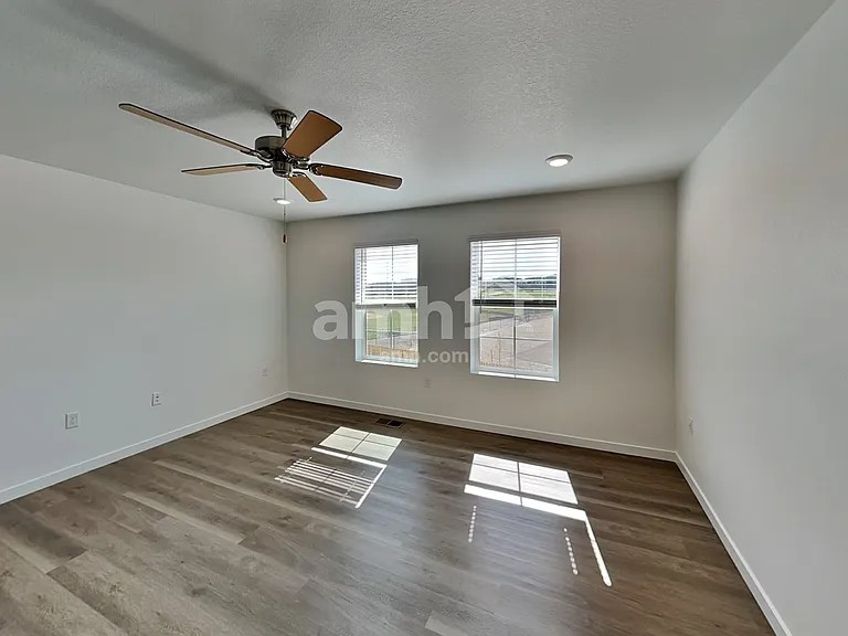 26112 E Calhoun Cir — Photo 8