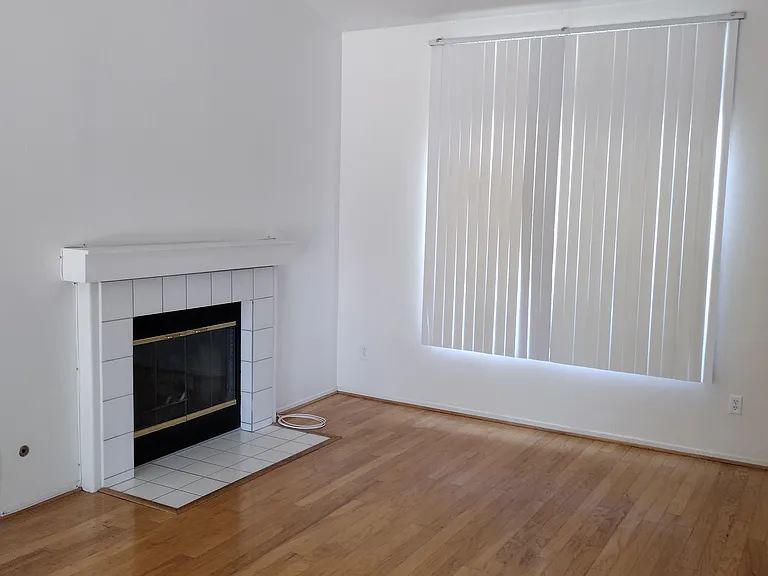 6303 Prairie Ct — Photo 7