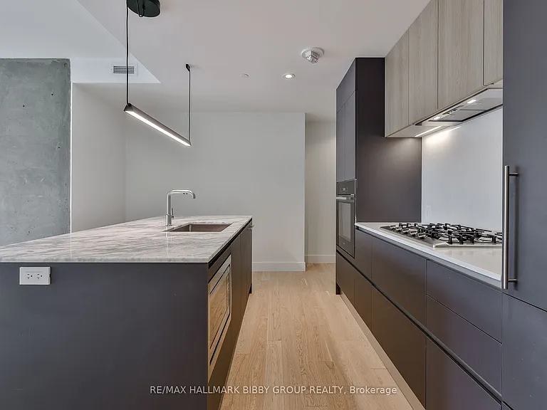 1414 Bayview Ave #204 — Photo 5