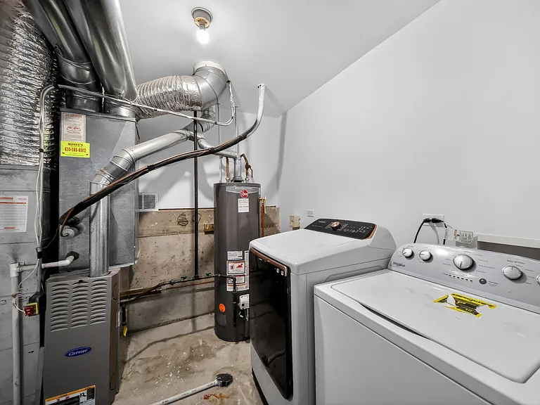 2321 Hudson Cir #2321 — Photo 23