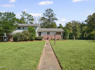 8 Woodlawn Ave, Yazoo City, MS 39194