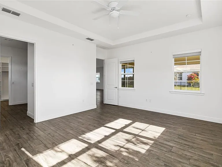 2709 Greenlands St — Photo 18