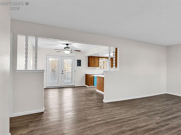 3rd image of 1012 Harding Ave