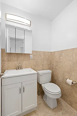 Rented by Thomas Lipovetsky, LREB | media 21