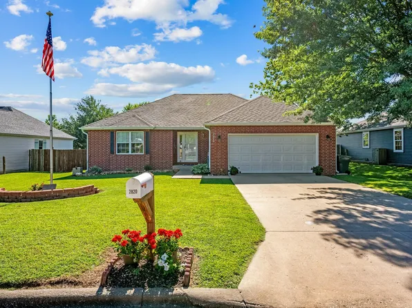 2820 S Hartford Avenue, Bolivar, MO 65613