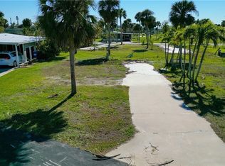 13661 Catbird Dr, Fort Myers, FL 33908