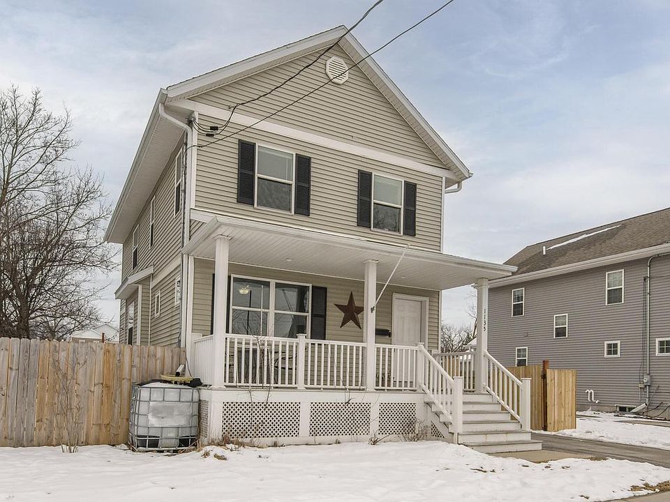 1st image of 1135 White Rock AVENUE