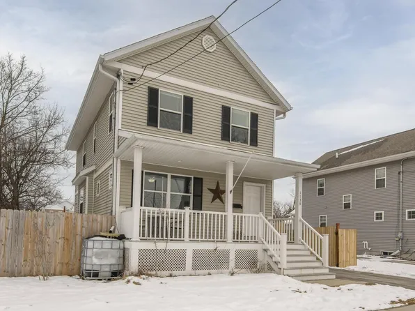 1135 White Rock AVENUE, Waukesha, WI 53186