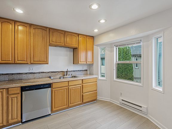 2nd image of 3317 S Asotin St