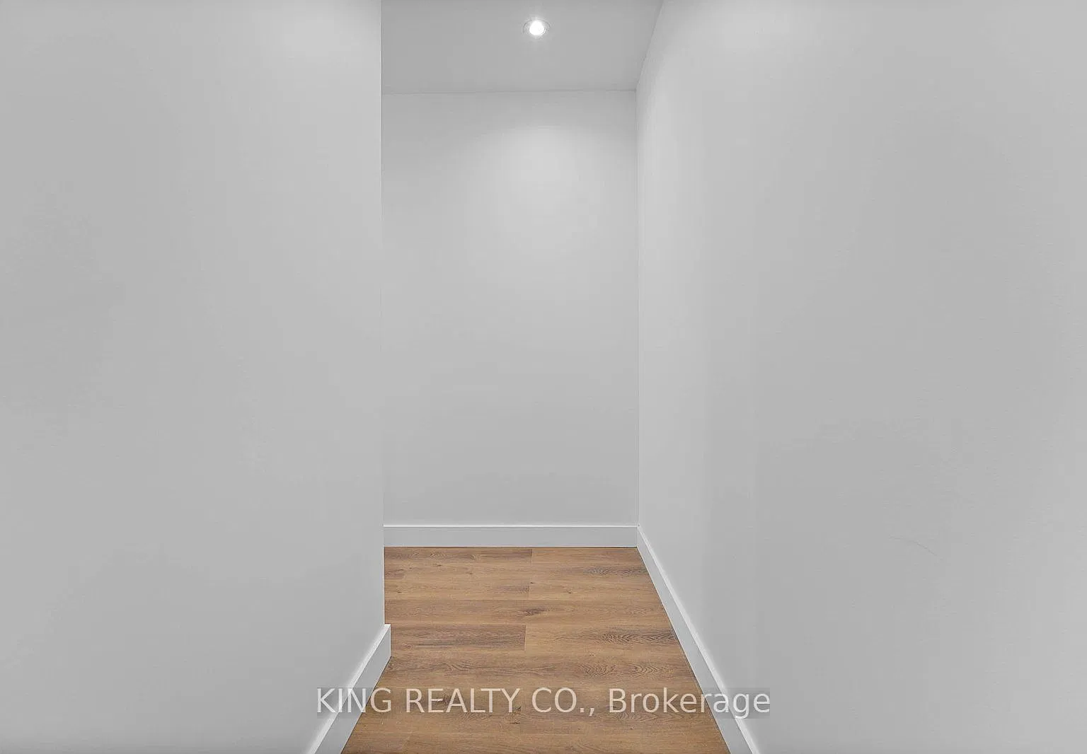 1 bed, $2,100 — Photo 4