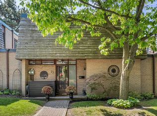 23 Raintree Path, Toronto, ON M9C5A9