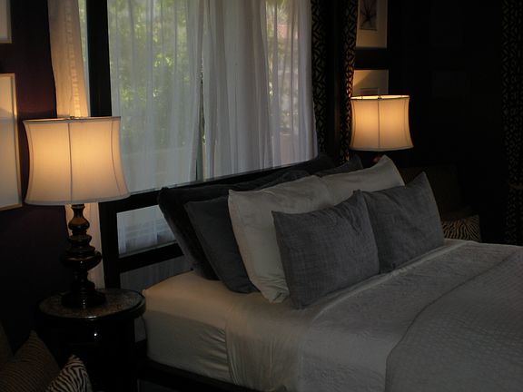 Master Bed 1