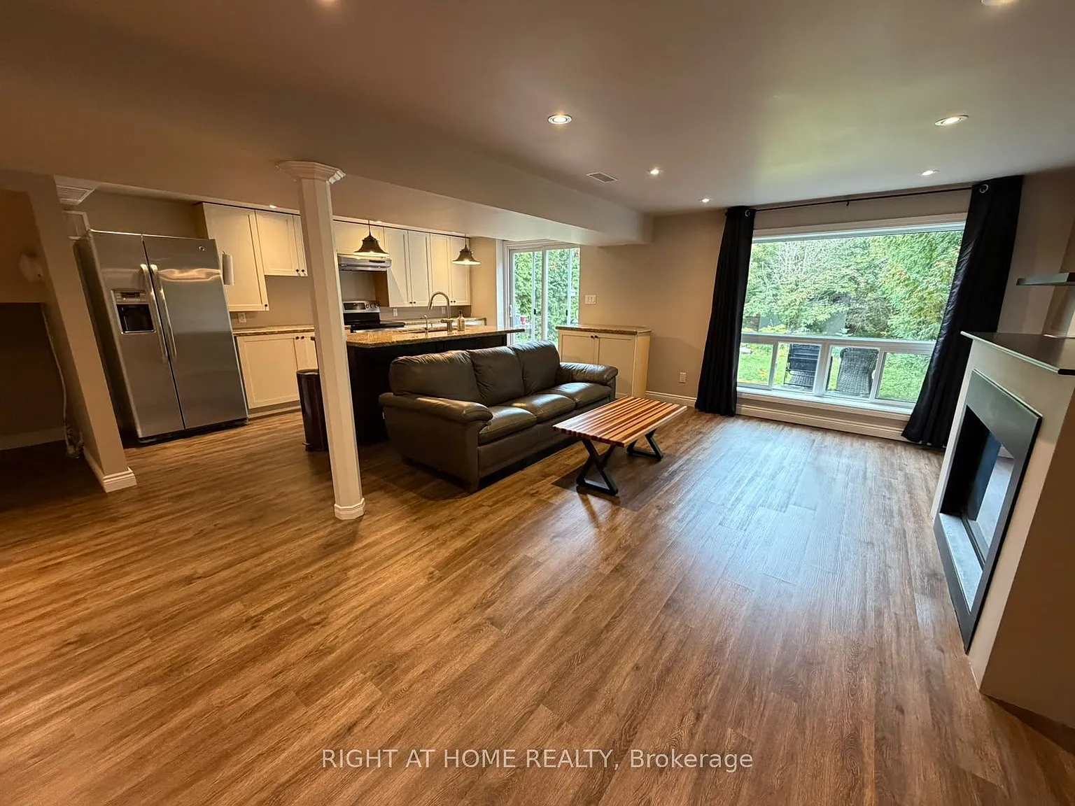 1 bed, $1,600 — Photo 2