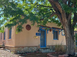 943 Don Cubero Ave, Santa Fe, NM 87505