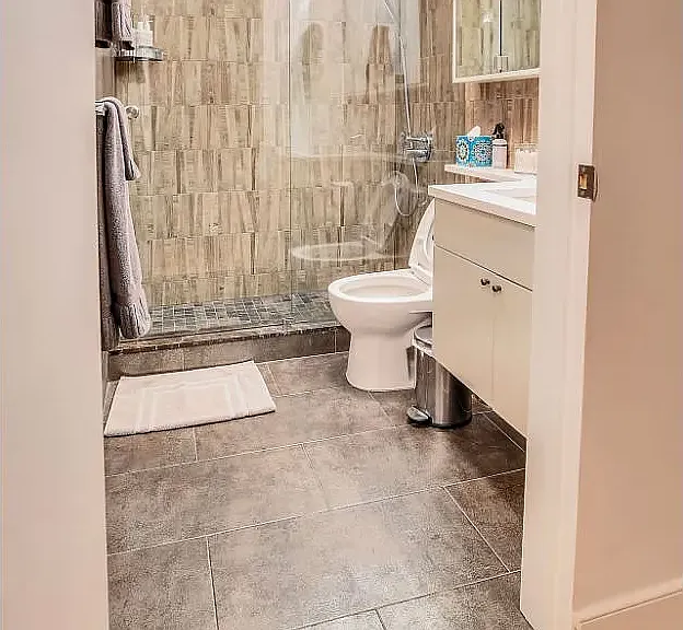 206 E 20th St #TOWNHOUSE — Photo 49