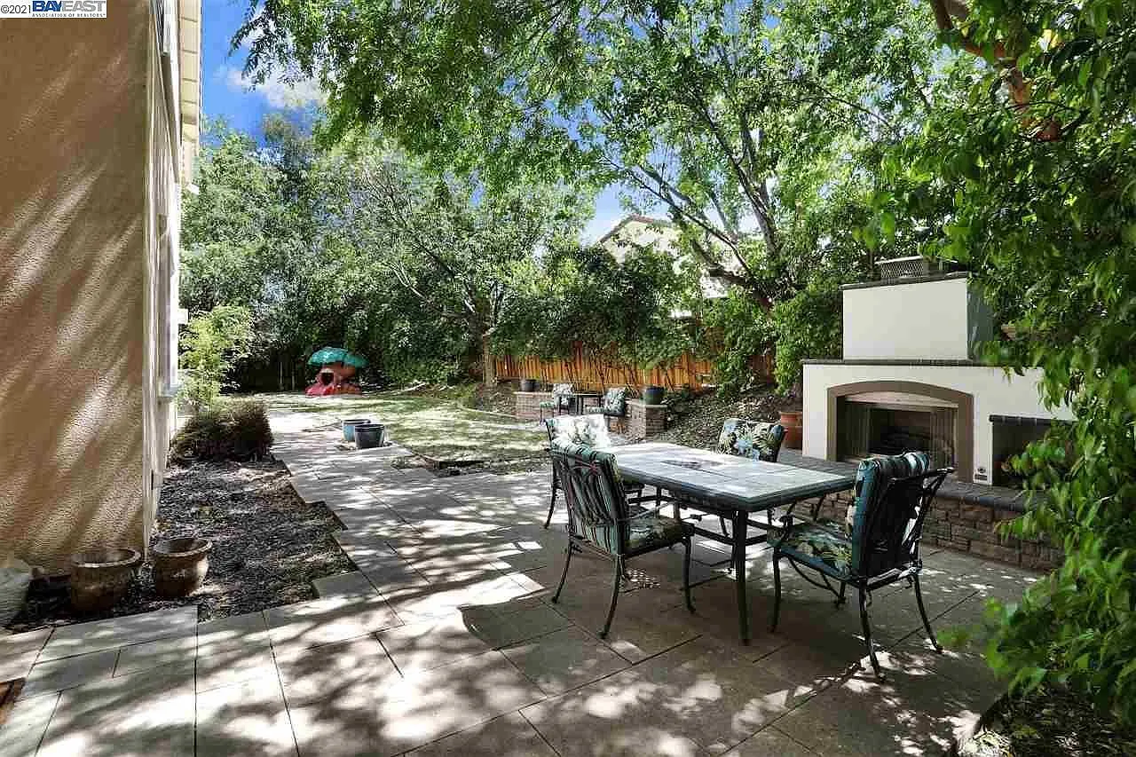 W Pasadena Ave, Mountain House — Photo 3