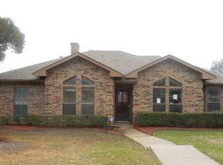 1205 Pawnee Trl, Carrollton, TX 75007