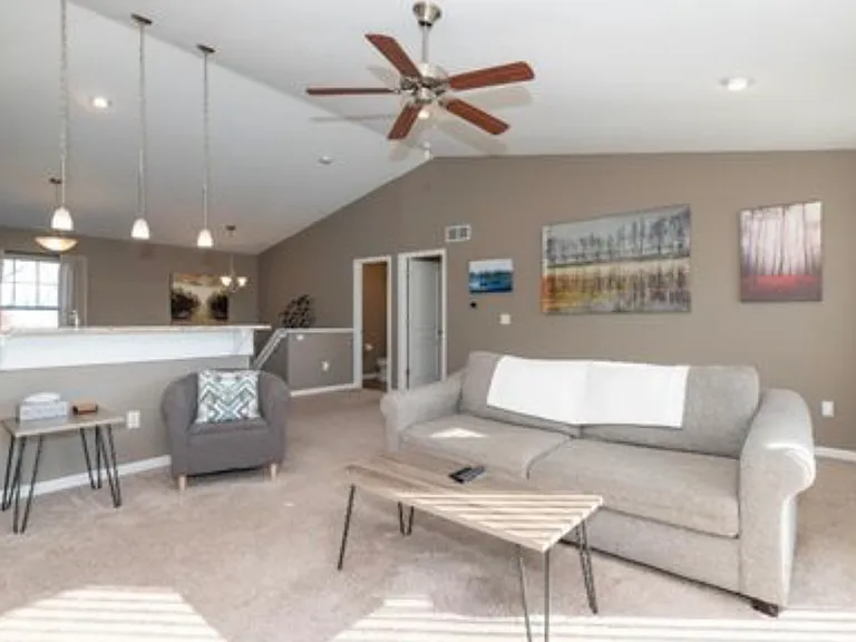 1205 Gardner Pond Ln — Photo 14
