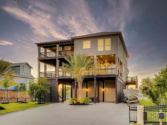 4th image of 1015 Todville Rd