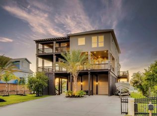 1015 Todville Rd, Seabrook, TX 77586