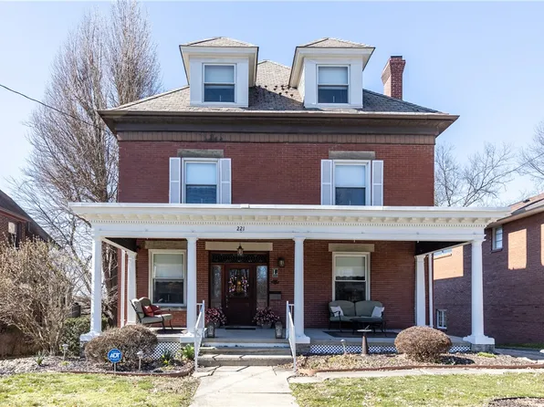 221 N Wade Ave E, Washington, PA 15301