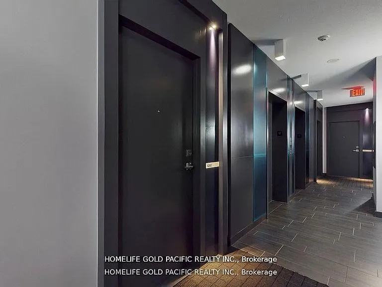 832 Bay St #1202 — Photo 32