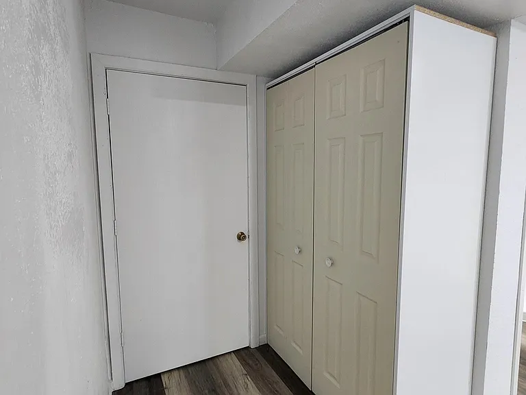 101 E Carson Ave #10 — Photo 3